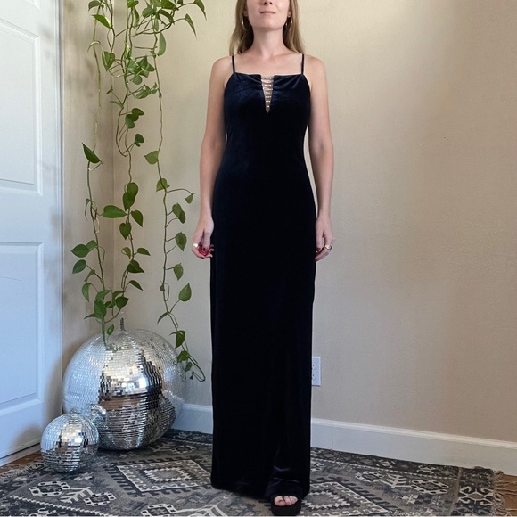 City Triangles Dresses & Skirts - Vintage 90’s Dark Blue Velvet Maxi Dress